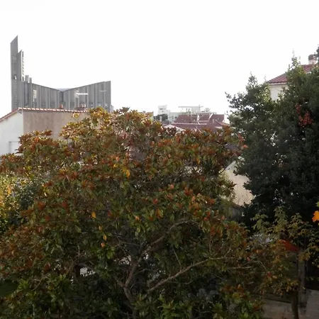 Les Fauvettes דירה